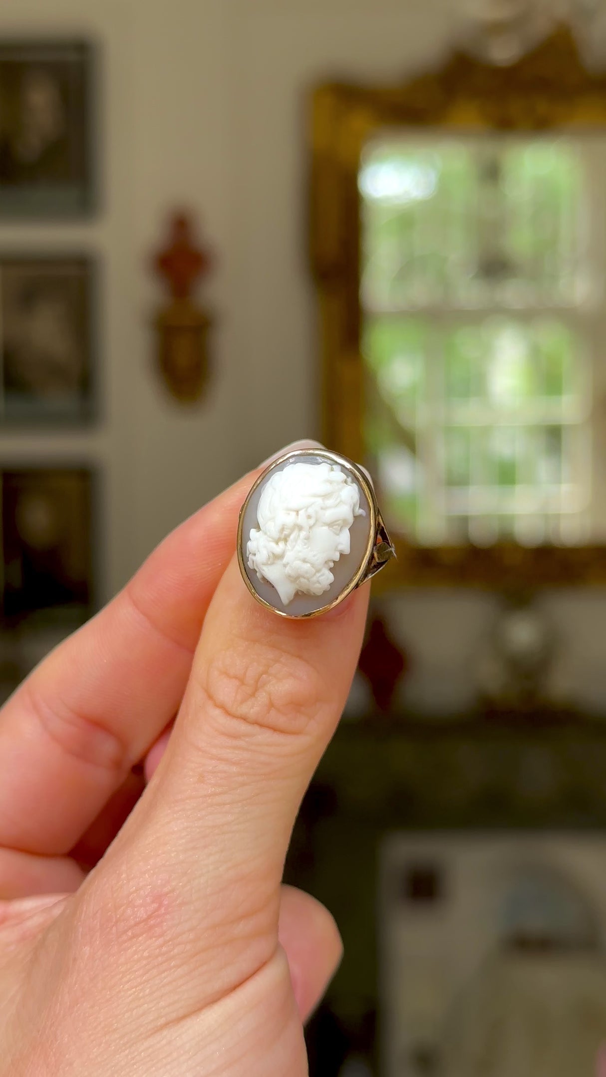 Georgian, carved cameo ring