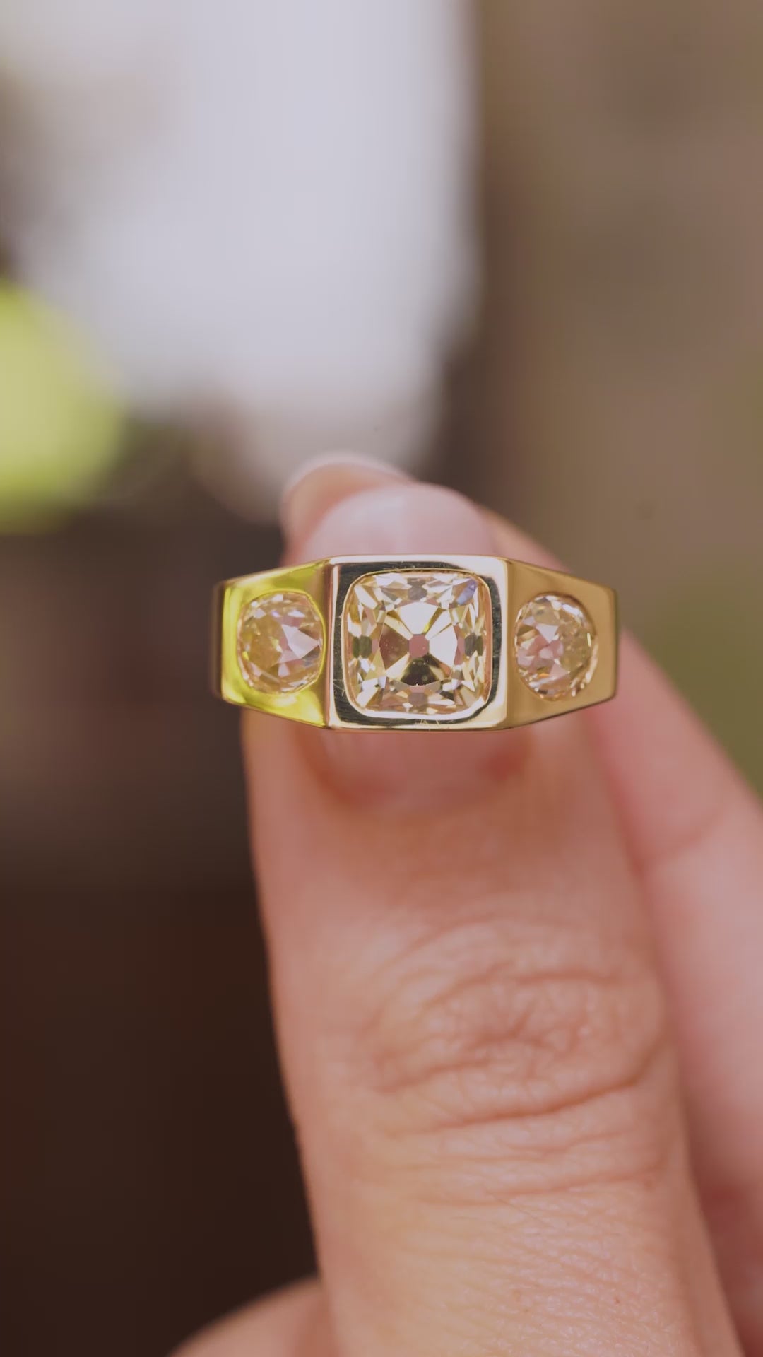 Video of Vintage, 1970s Peruzzi cut diamond three-stone gypsy ring up close