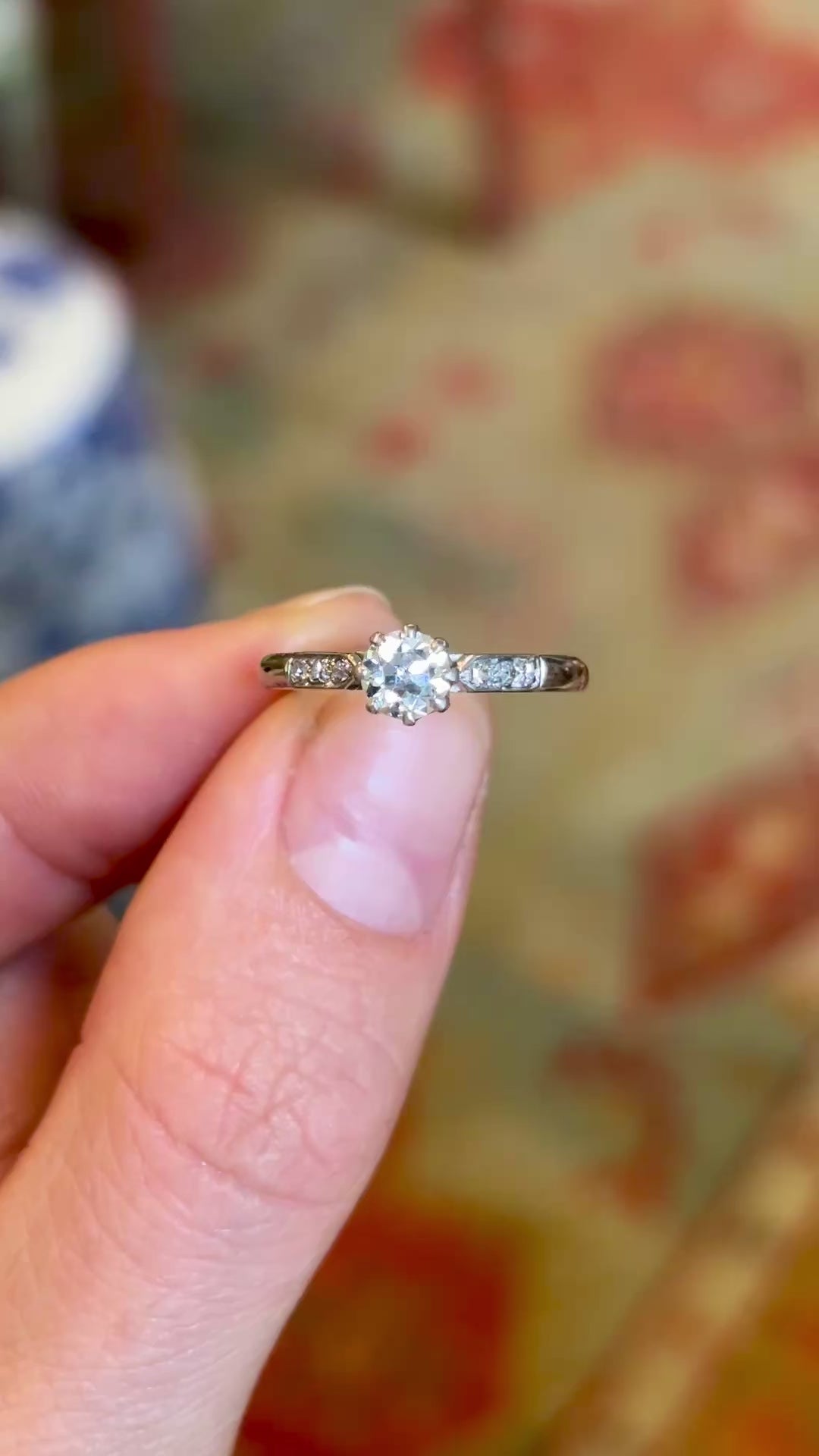 Vintage, 1930s diamond engagement ring