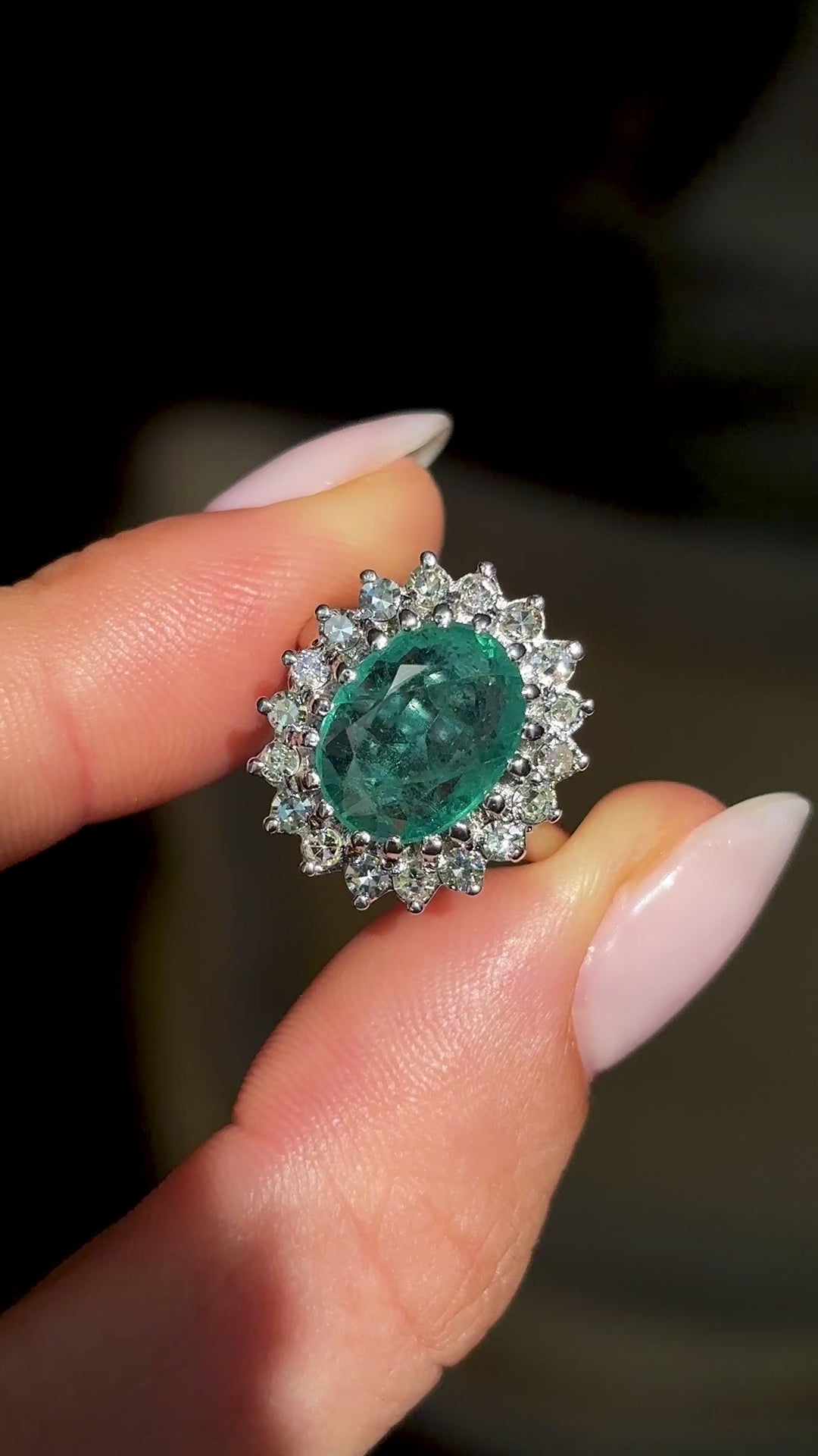 Vintage, 1970s emerald & diamond cluster ring