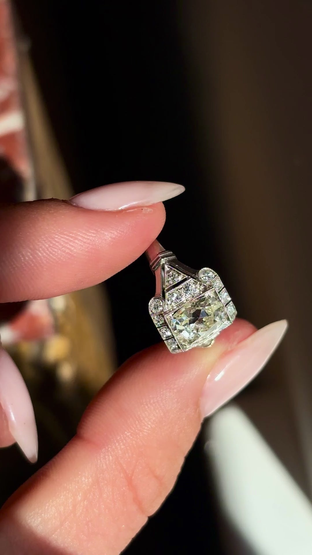 Vintage, 1920s diamond engagement ring