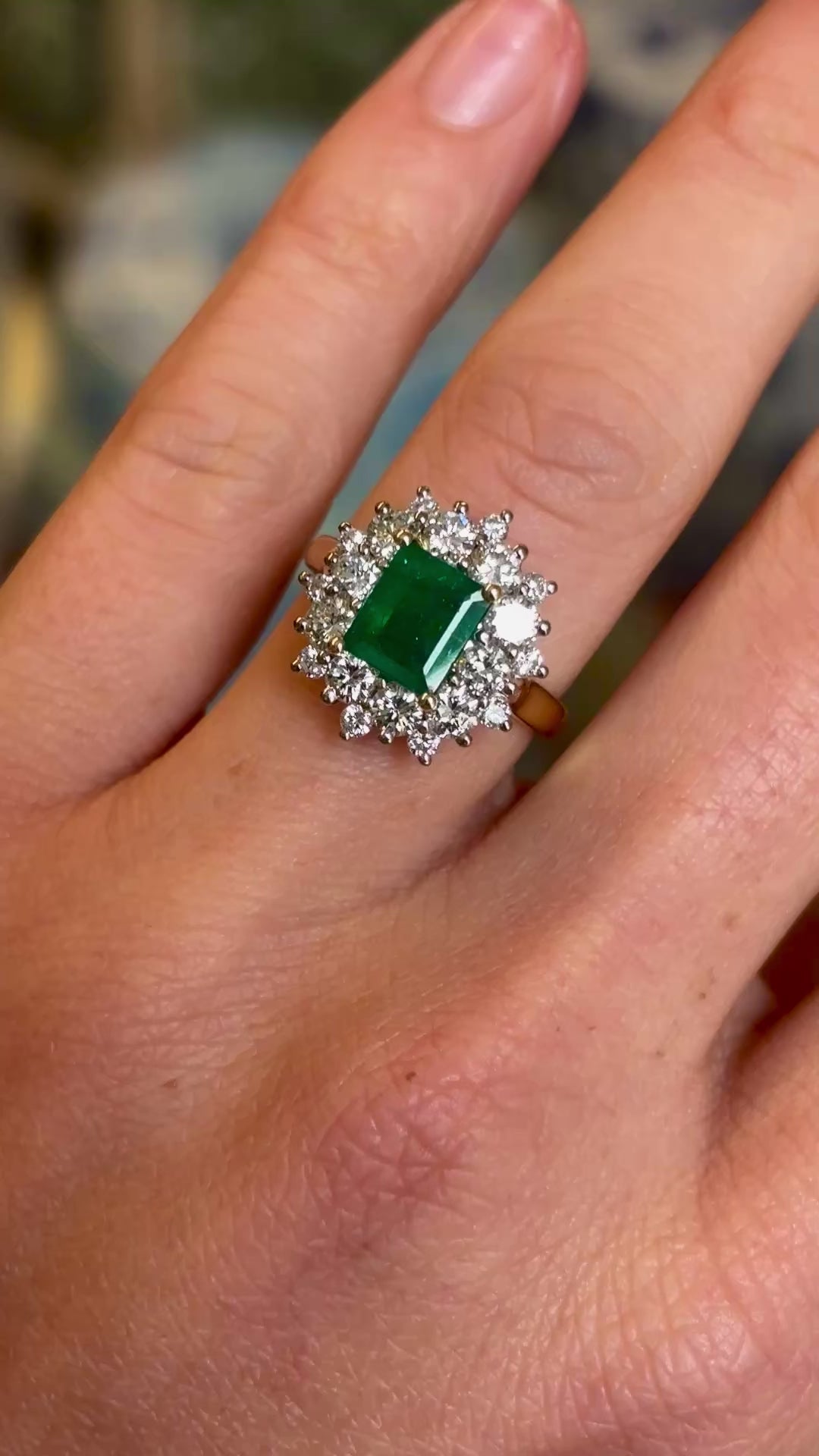 Vintage, 1970s emerald & diamond cluster ring