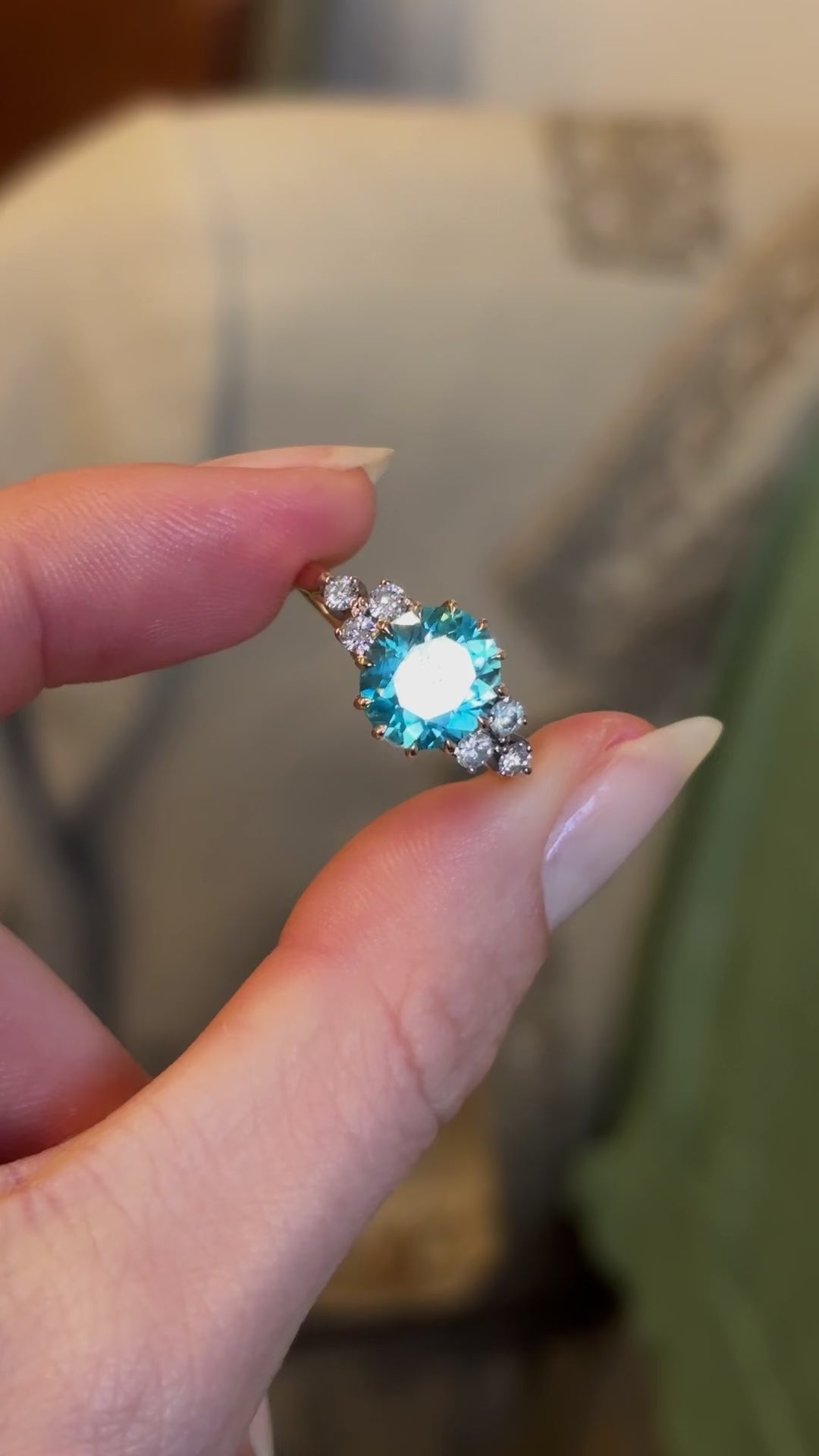 Vintage, 1940s zircon and diamond ring