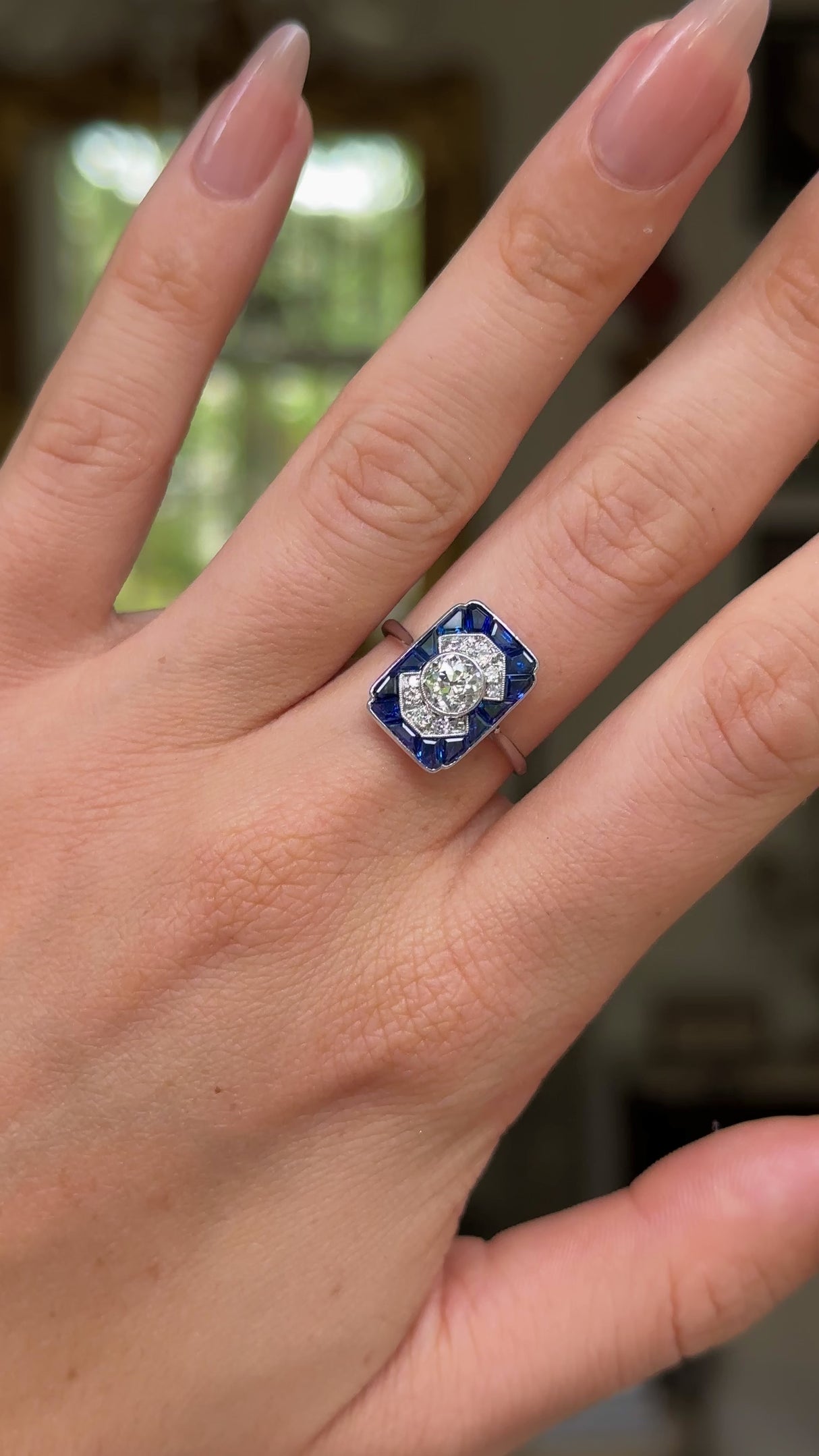 A Rare Art Deco Sapphire and Diamond Ring, Platinum