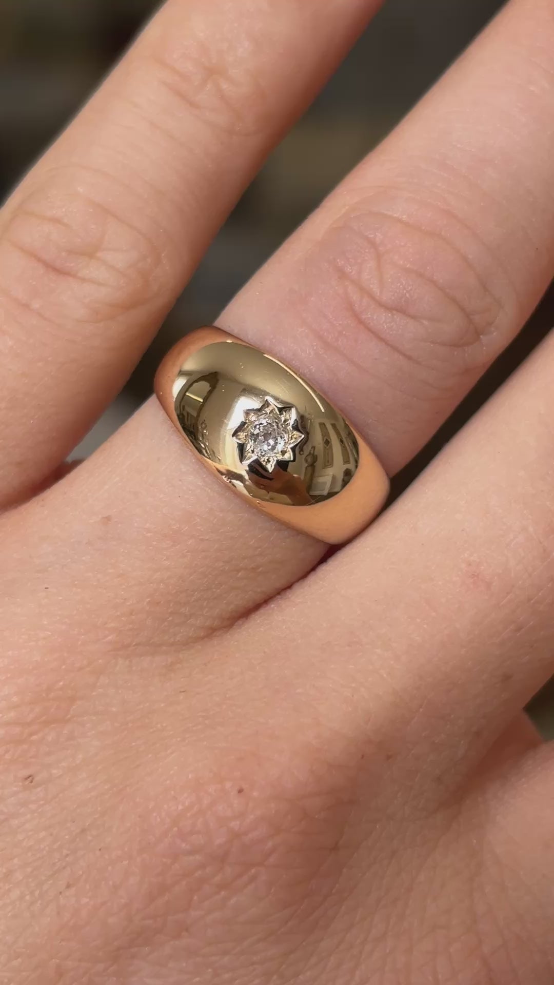 Antique, Victorian diamond solitaire gypsy ring