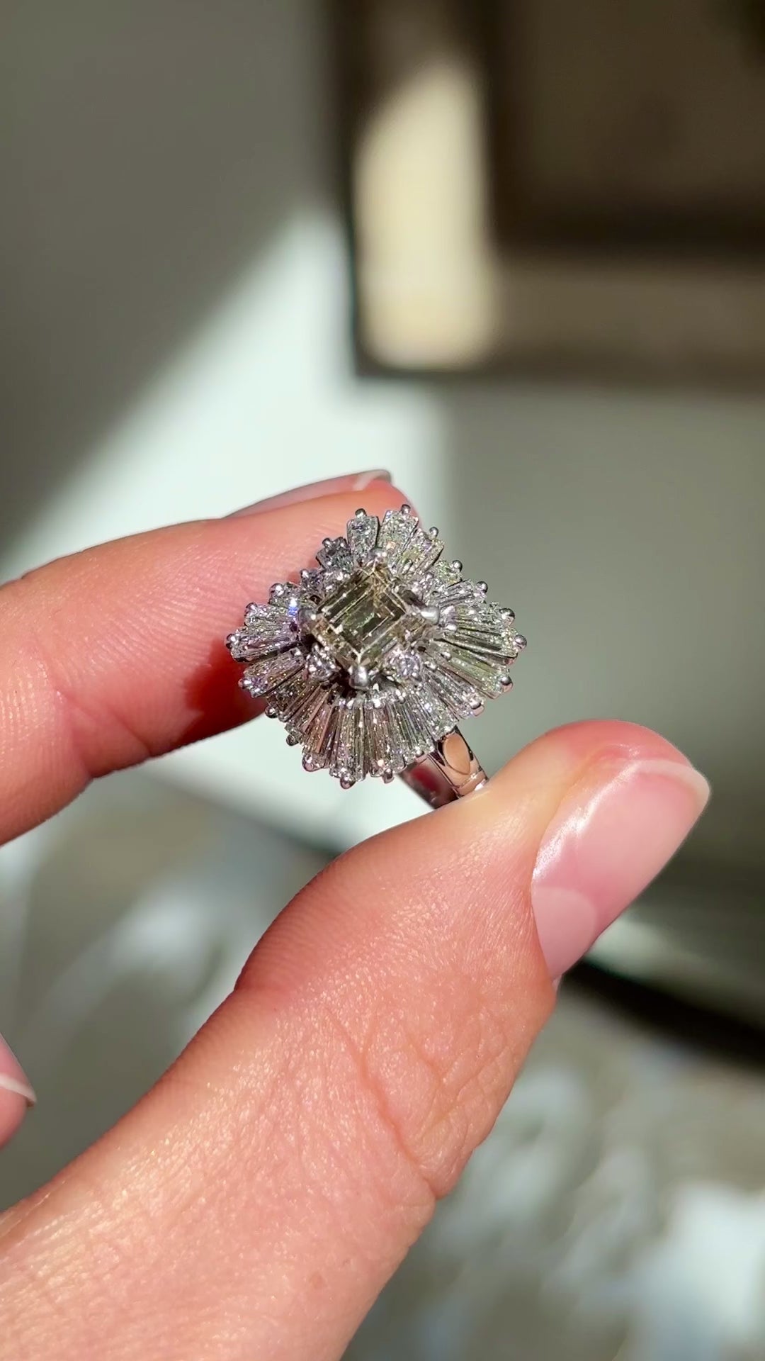 Vintage, 1950s diamond ballerina cluster ring