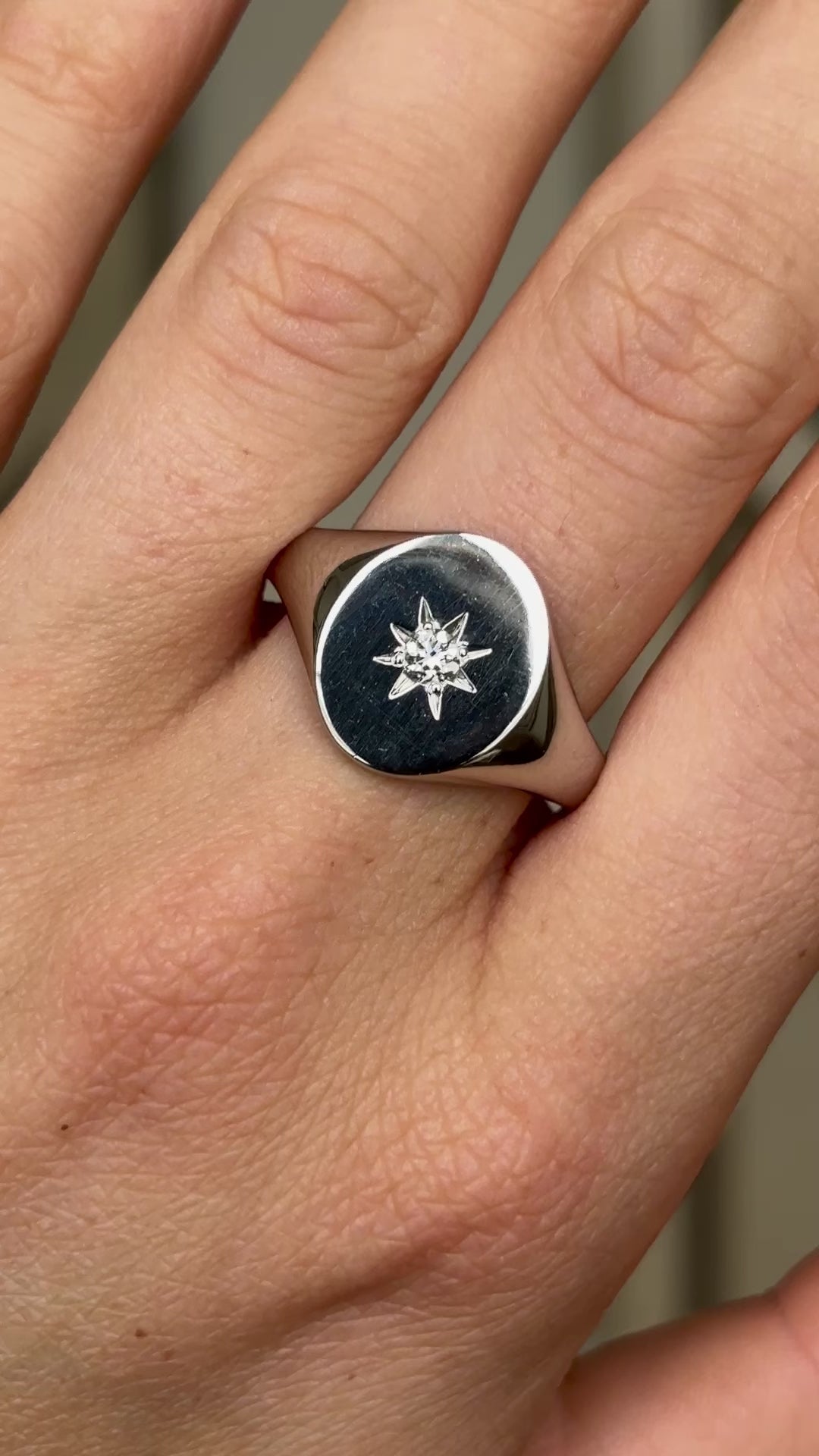 Vintage, 1980s diamond signet ring – Antique Ring Boutique