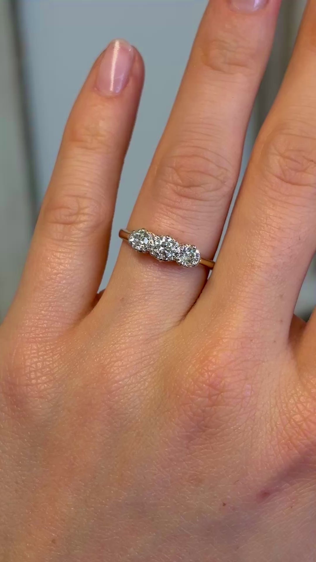 Antique, Edwardian three-stone diamond ring