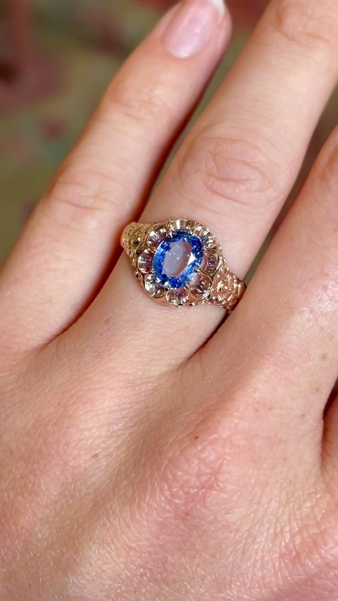 Antique, Victorian sapphire single-stone ring