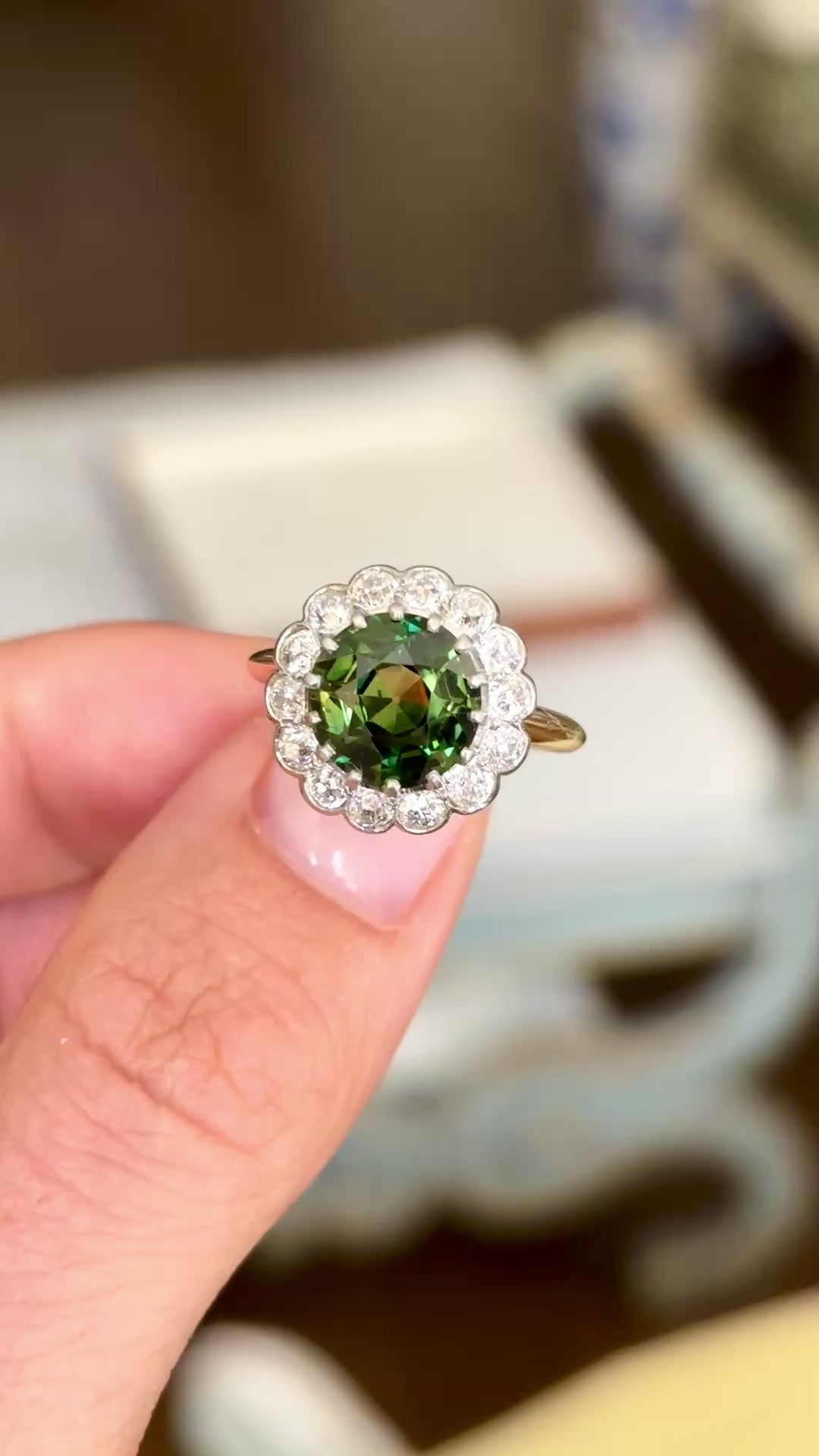 Antique, Edwardian green sapphire & diamond cluster ring