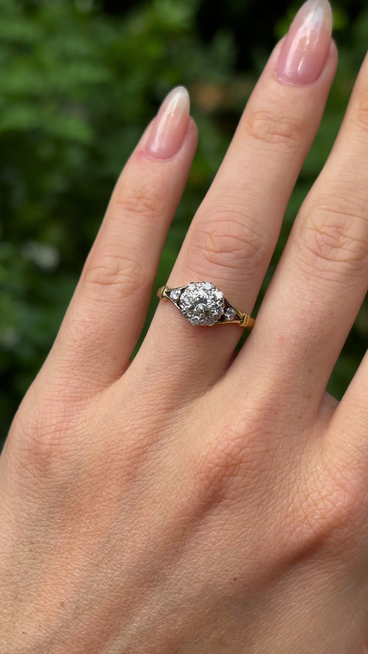 Antique, Edwardian diamond cluster ring, 18ct yellow gold & platinum