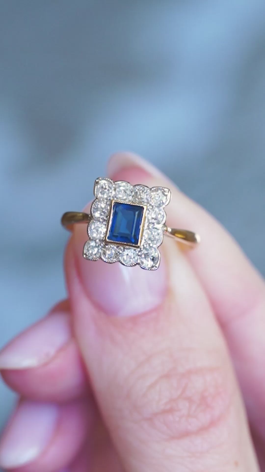 Antique, Art Deco sapphire & diamond cluster ring