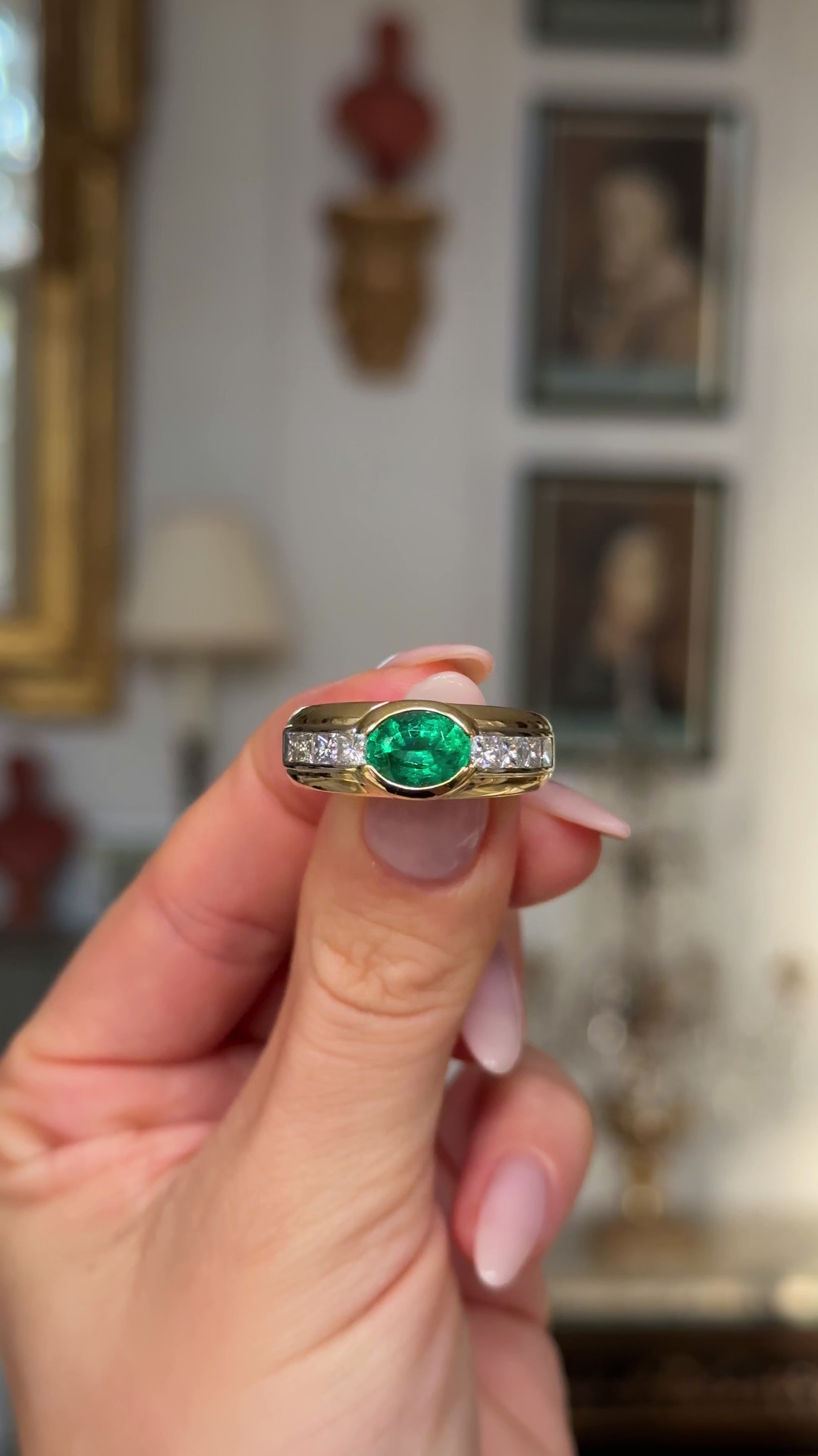 1970年代　ヴィンテージ18K ダイヤモンド　イアリング イギリスヴィンテージジュエリー 18K ダイヤモンド×サファイア