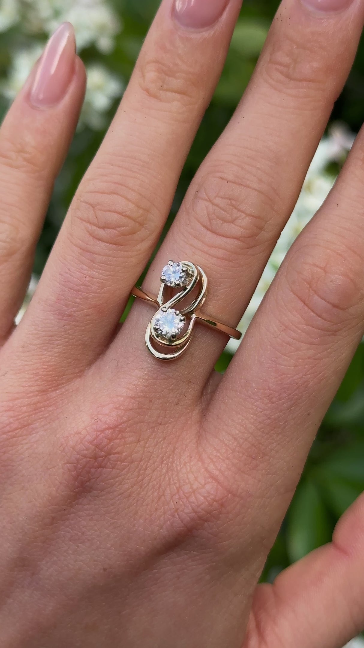 Vintage, 1970s Toi-Et-Moi Diamond Twist Ring, 14ct Yellow Gold and Platinum