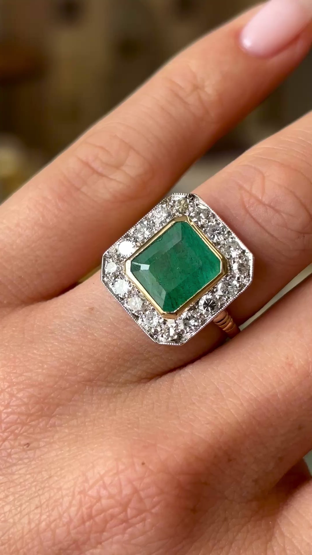 Vintage, 1980s emerald & diamond cluster panel ring