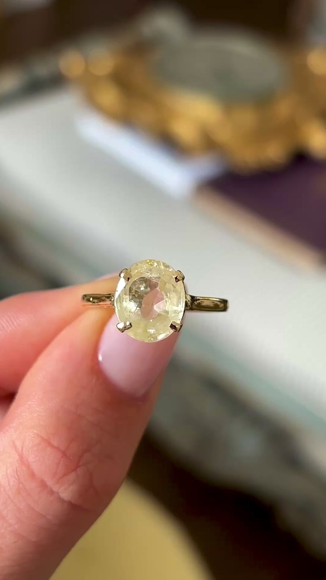 Vintage, 1970s yellow-champagne sapphire single-stone ring