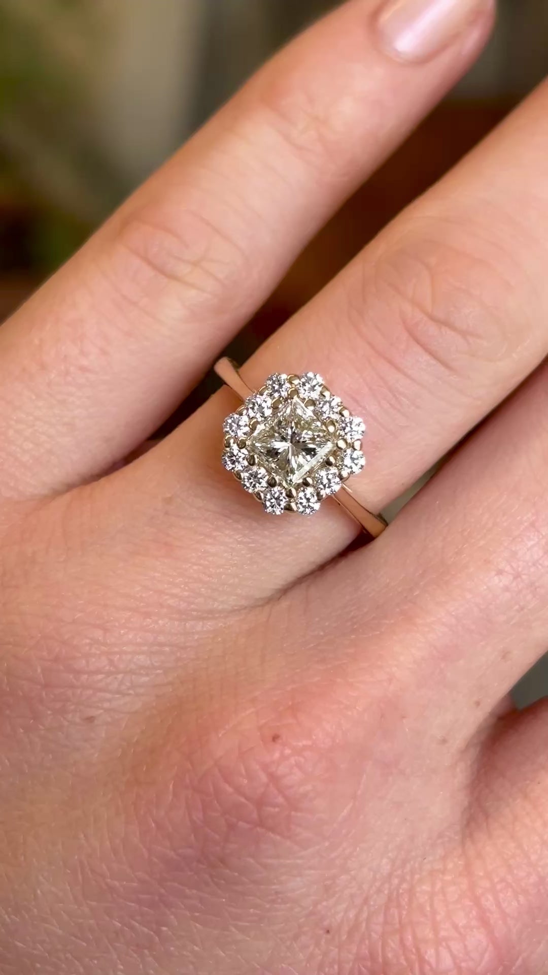 Diamond cluster engagement ring