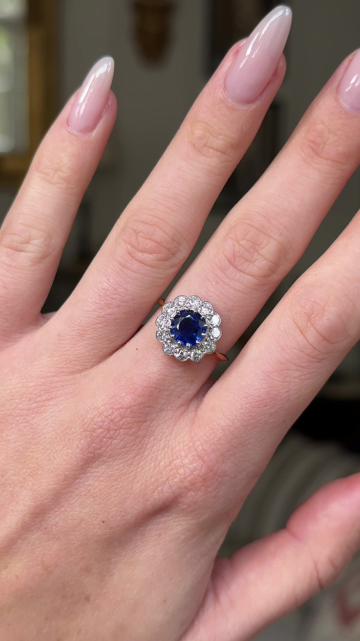 Art Deco, sapphire & diamond daisy cluster engagement ring