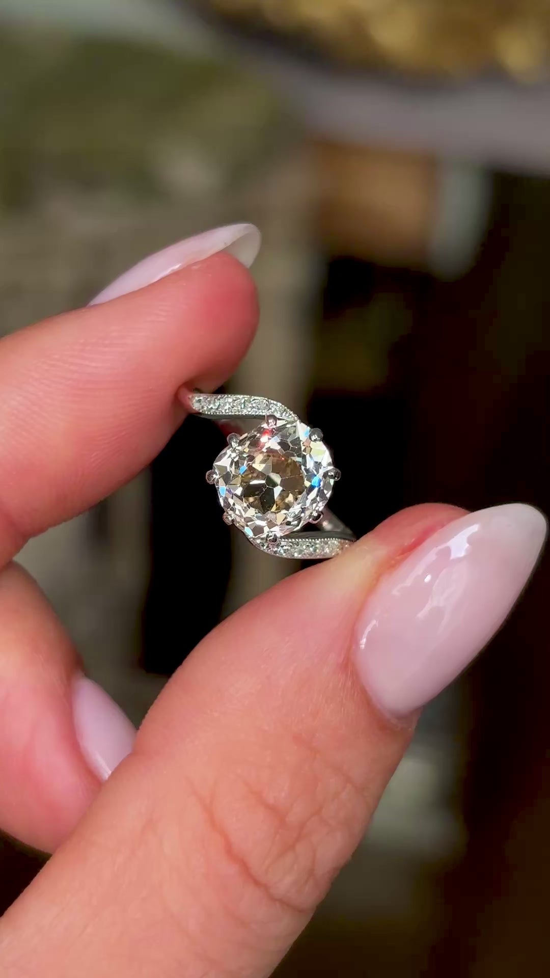 Antique, Edwardian cinnamon-coloured diamond engagement ring