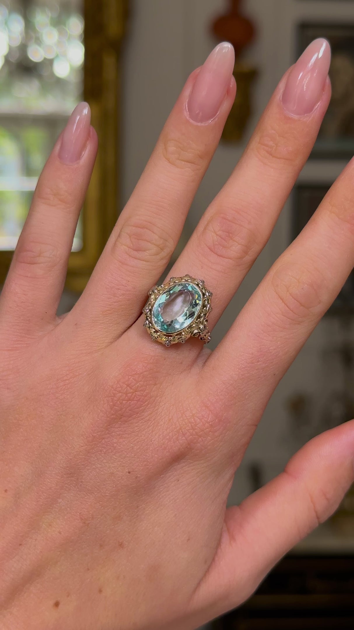 Antique, sea-green aquamarine ring 14ct yellow gold, intricate mount