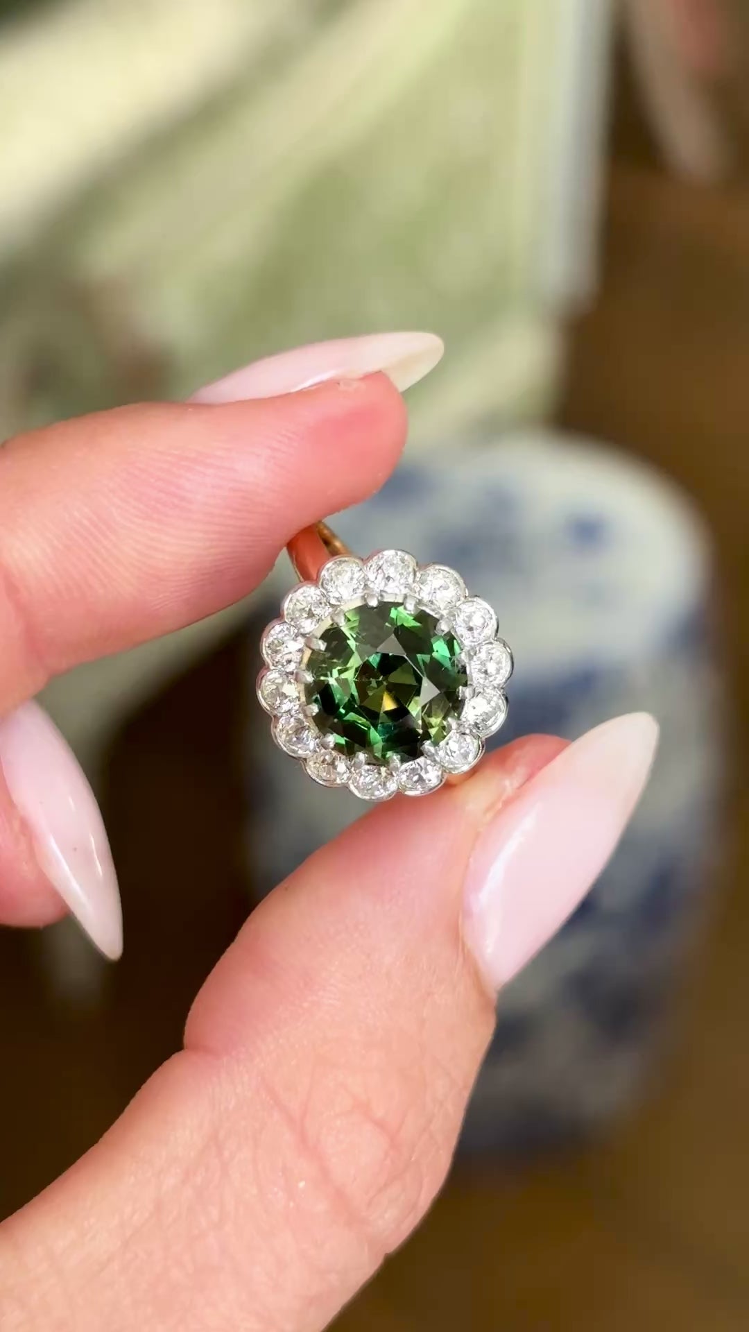 Antique, Edwardian green sapphire & diamond cluster ring