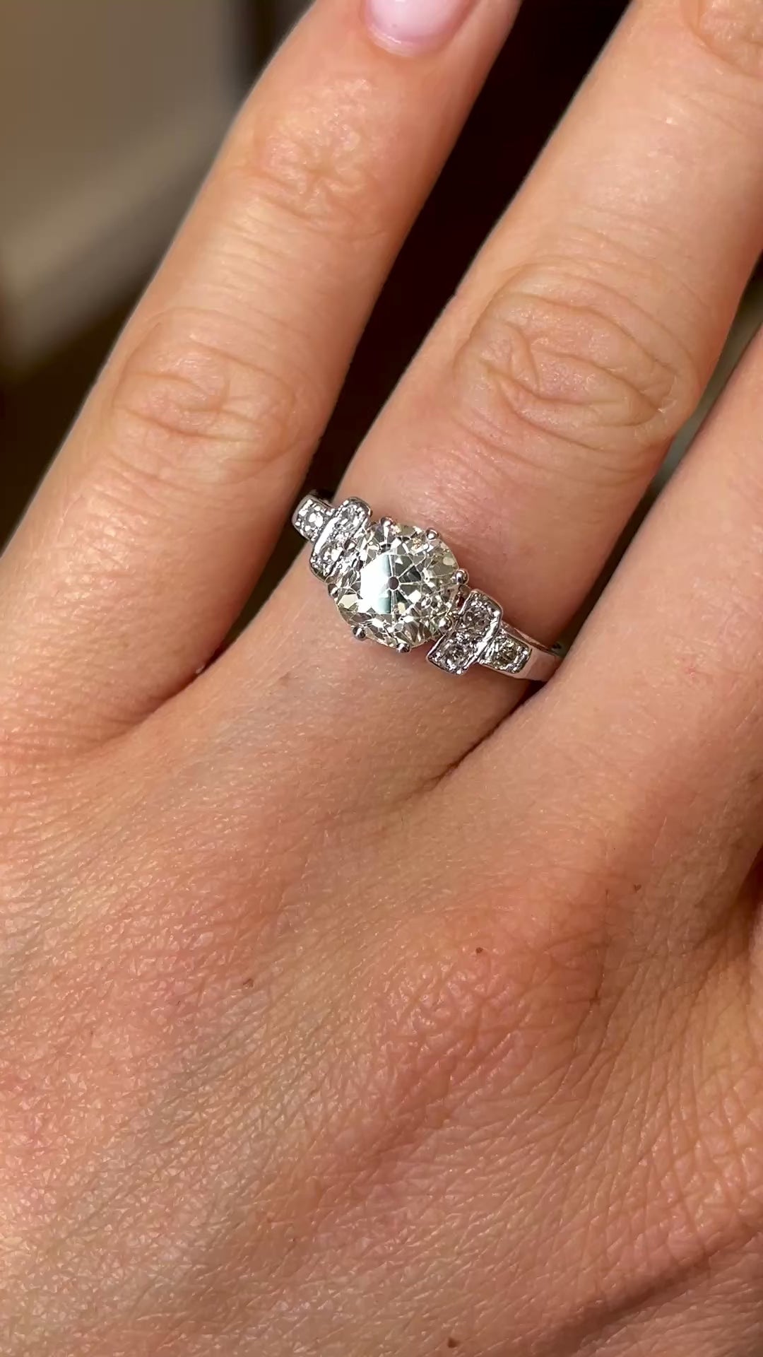 Vintage, 1930s diamond engagement ring