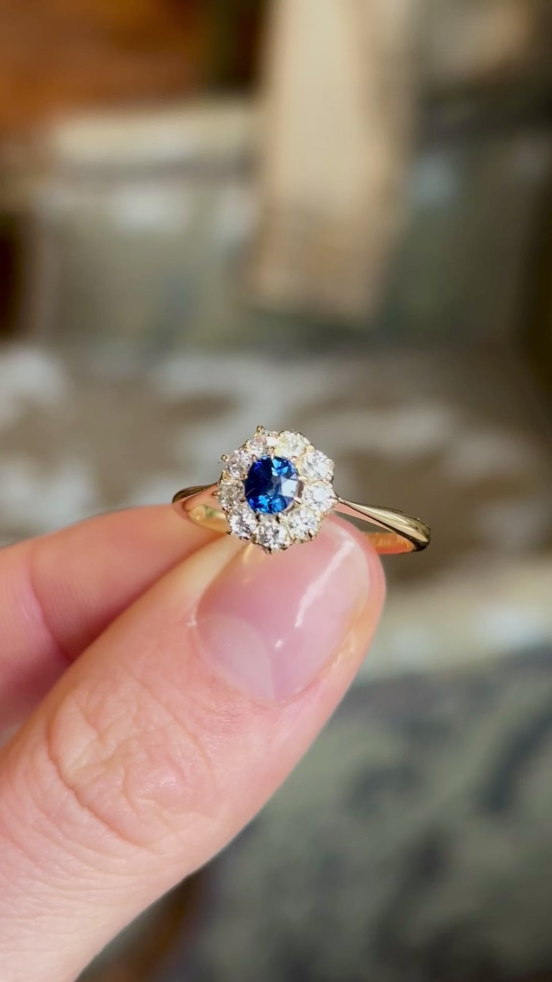 Antique, Edwardian sapphire & diamond cluster ring