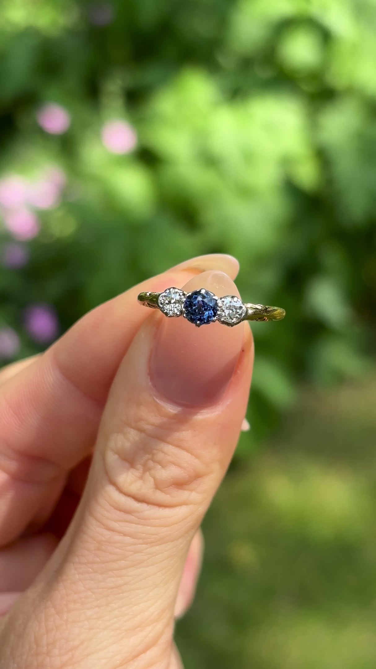 Antique, Edwardian sapphire & diamond three-stone ring, 18ct yellow gold