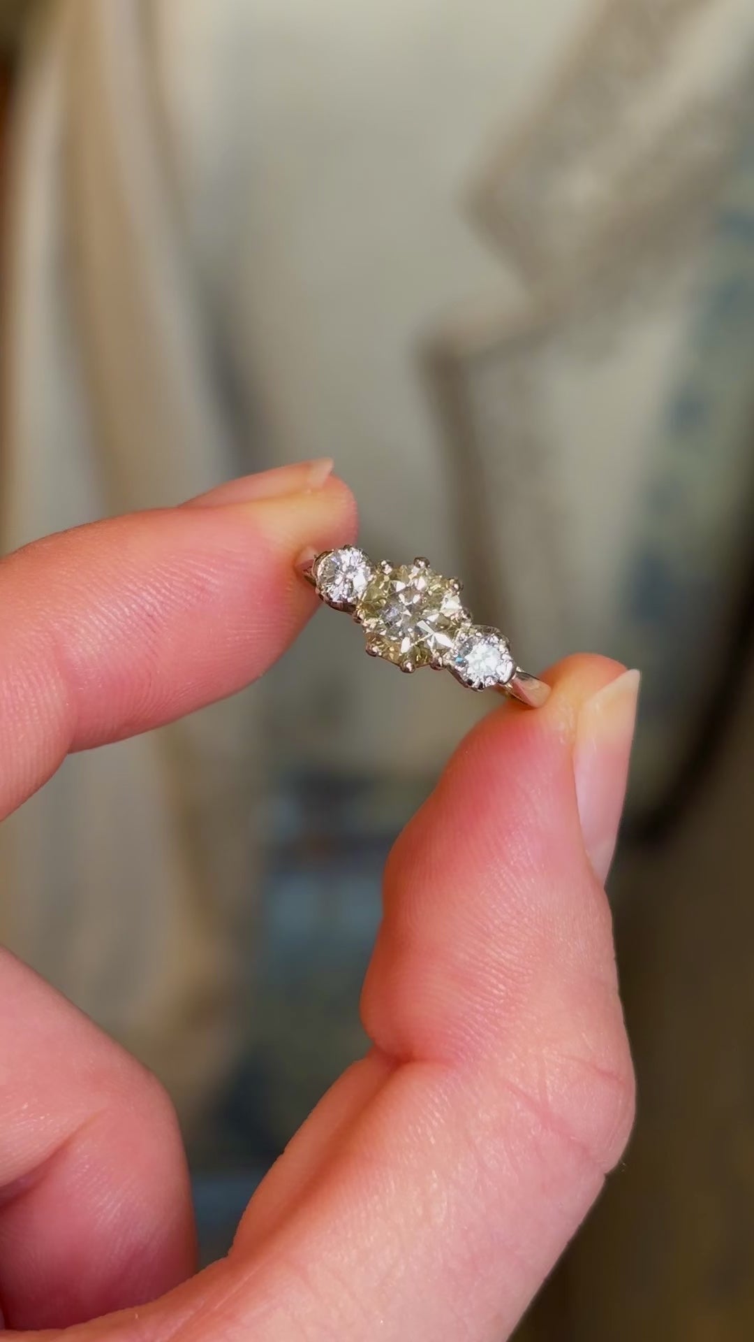 Vintage, 1930s cinnamon brown diamond three-stone ring