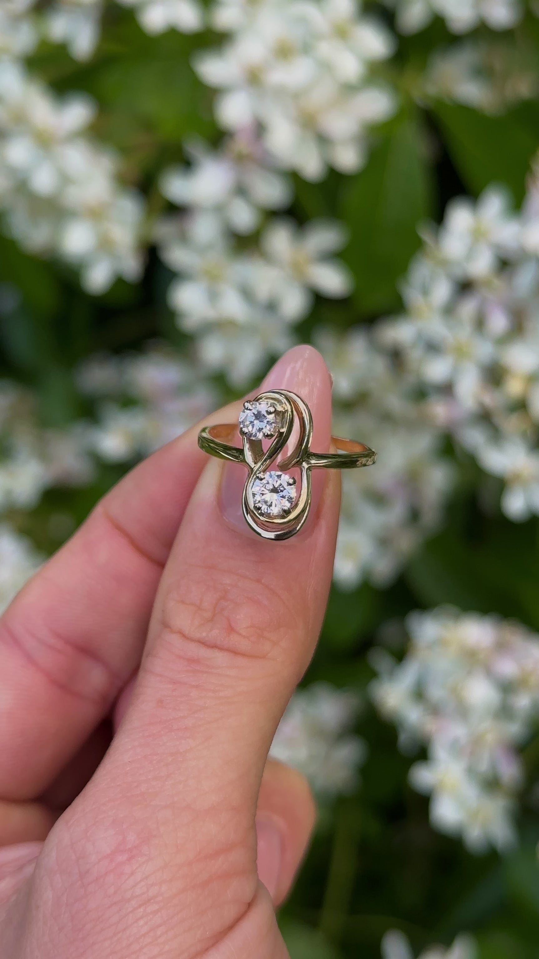 Vintage, 1970s Toi-Et-Moi Diamond Twist Ring, 14ct Yellow Gold and Platinum