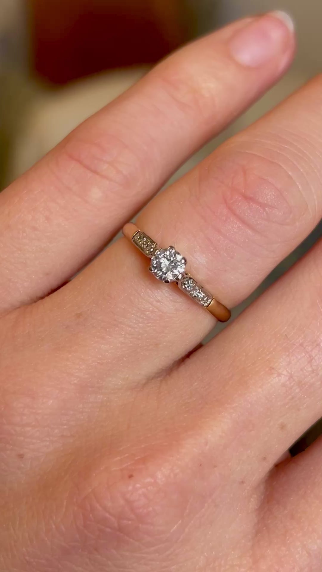 Vintage, 1940s diamond engagement ring