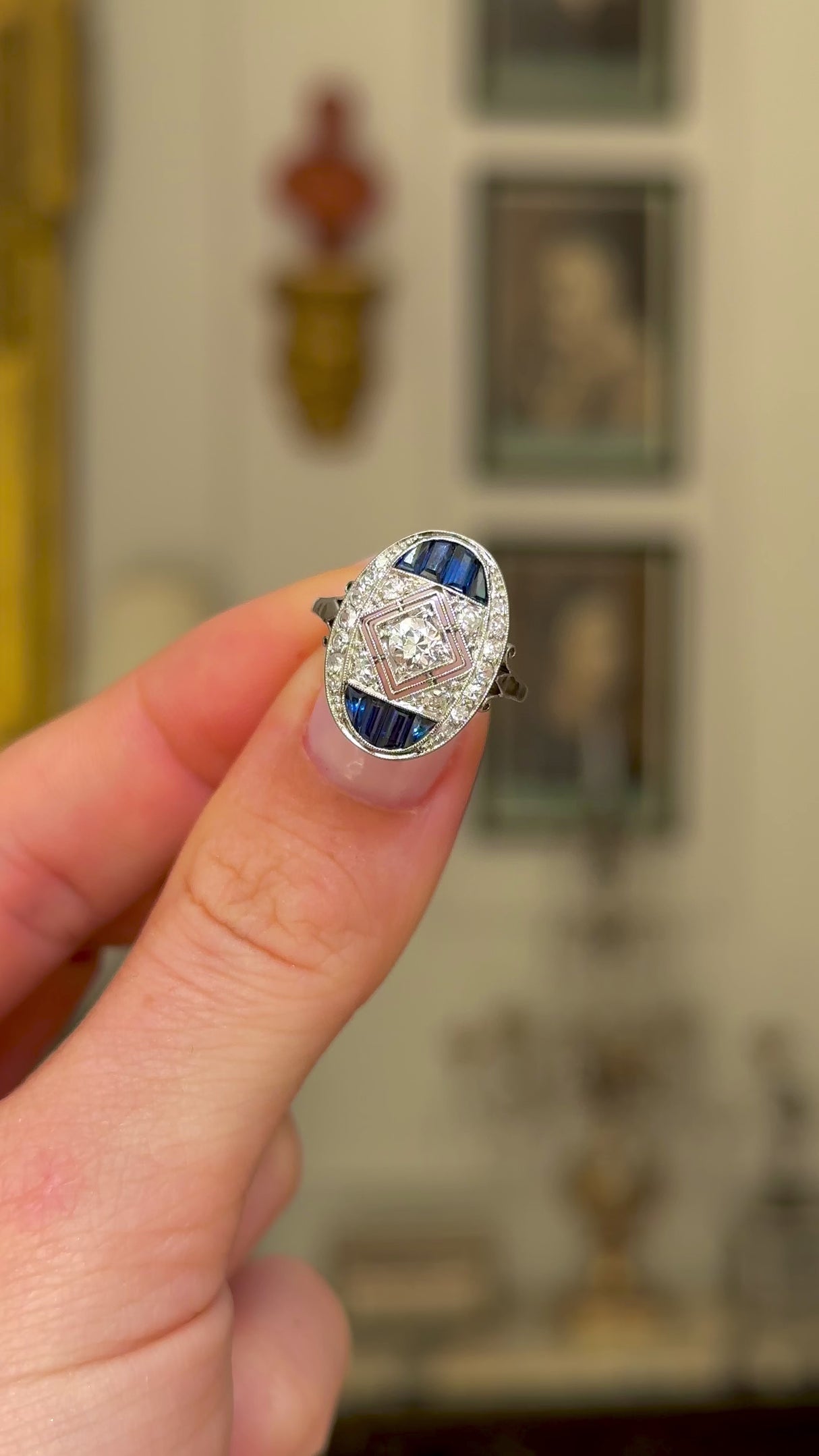Art Deco diamond and sapphire ring, platinum