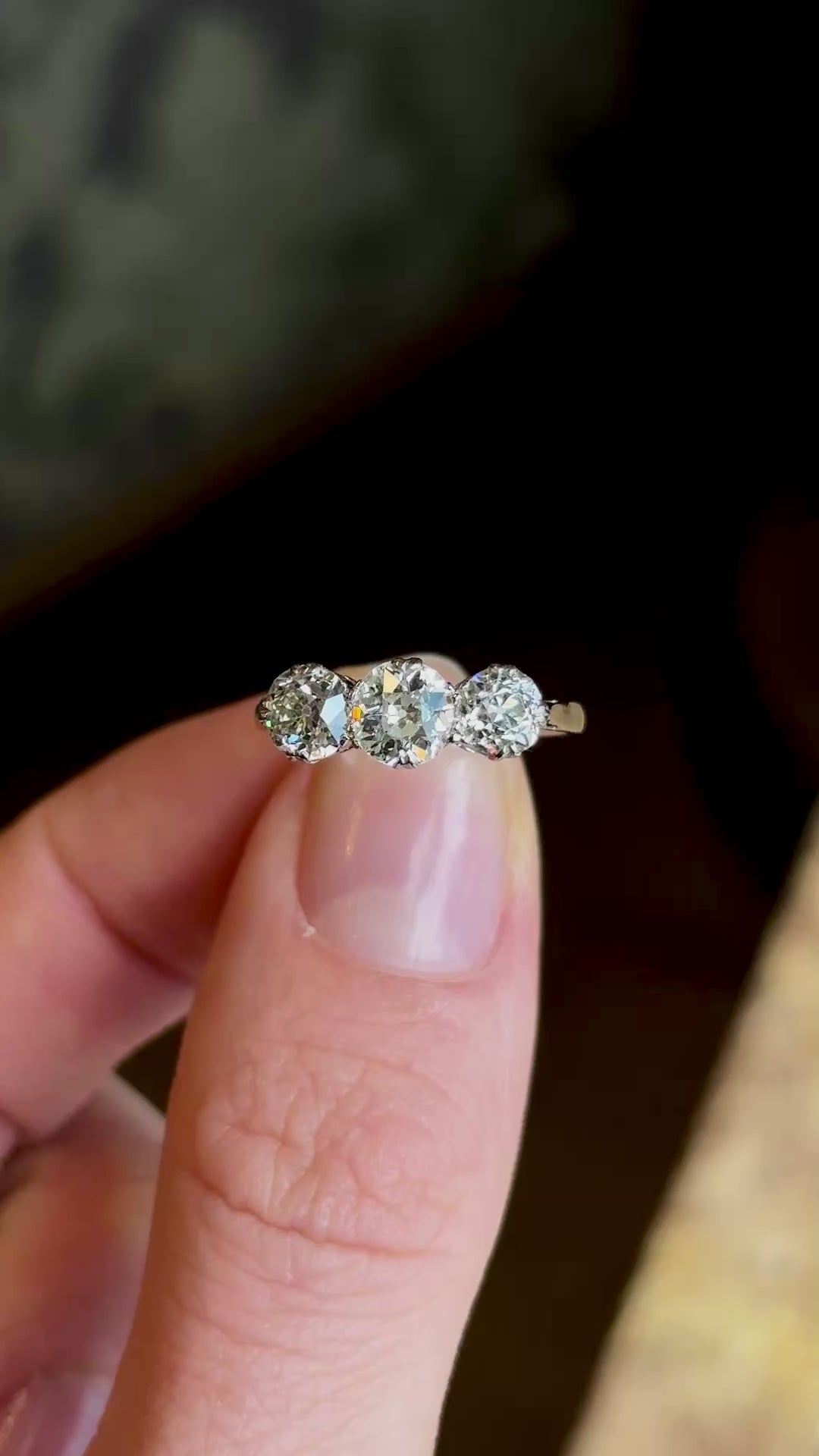 Vintage, 1950s three-stone diamond ring