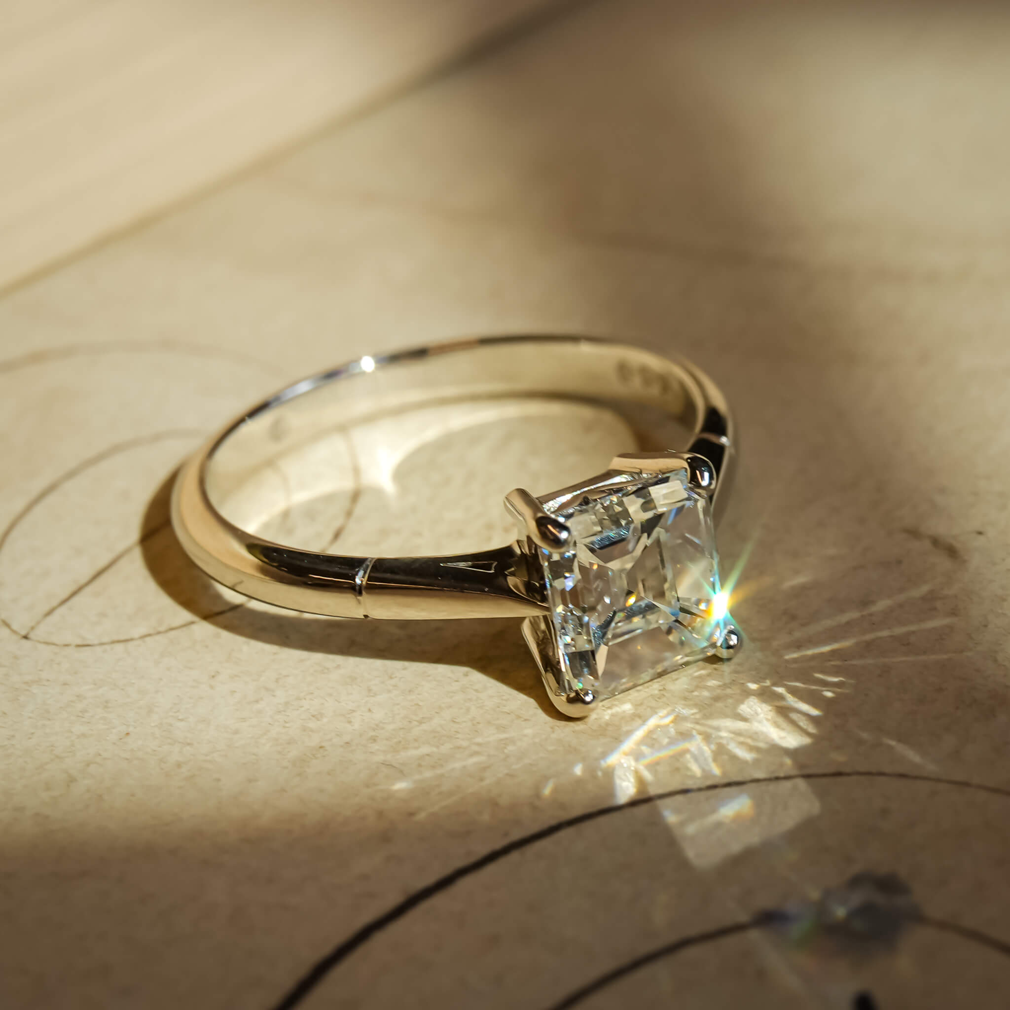 Vintage 1980s solitaire diamond ring in platinum