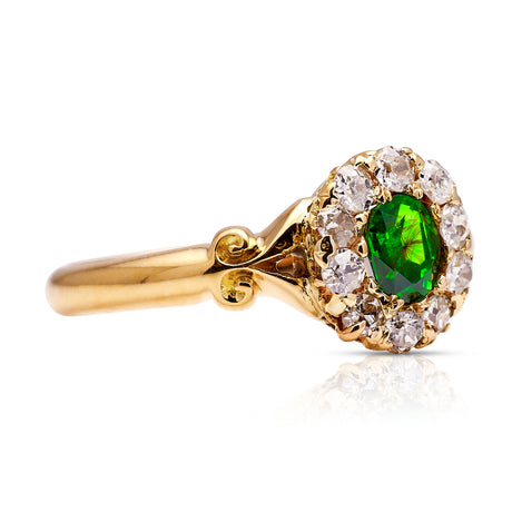 Edwardian, demantoid garnet and diamond cluster ring, side view. 