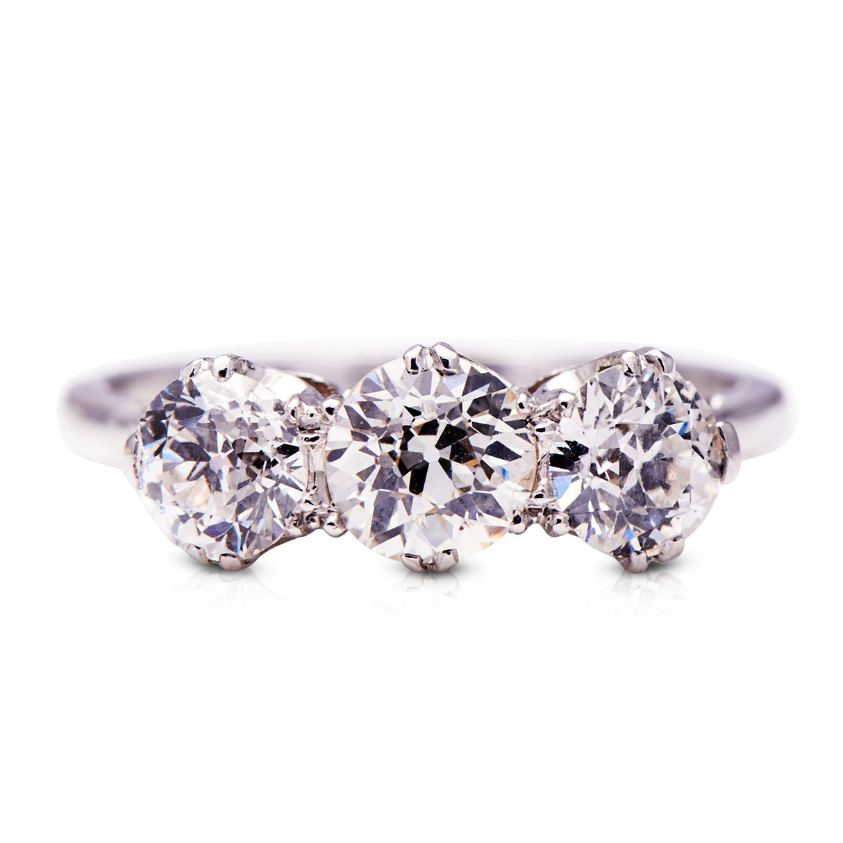 Antique-Art-Deco-Platinum-Diamond-Ring-Three-Stone-Jewelery