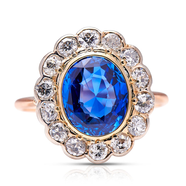 Edwardian-18-Carat-Gold-Natural-Burmese-Sapphire-Diamond-Cluster-Ring-Vintage