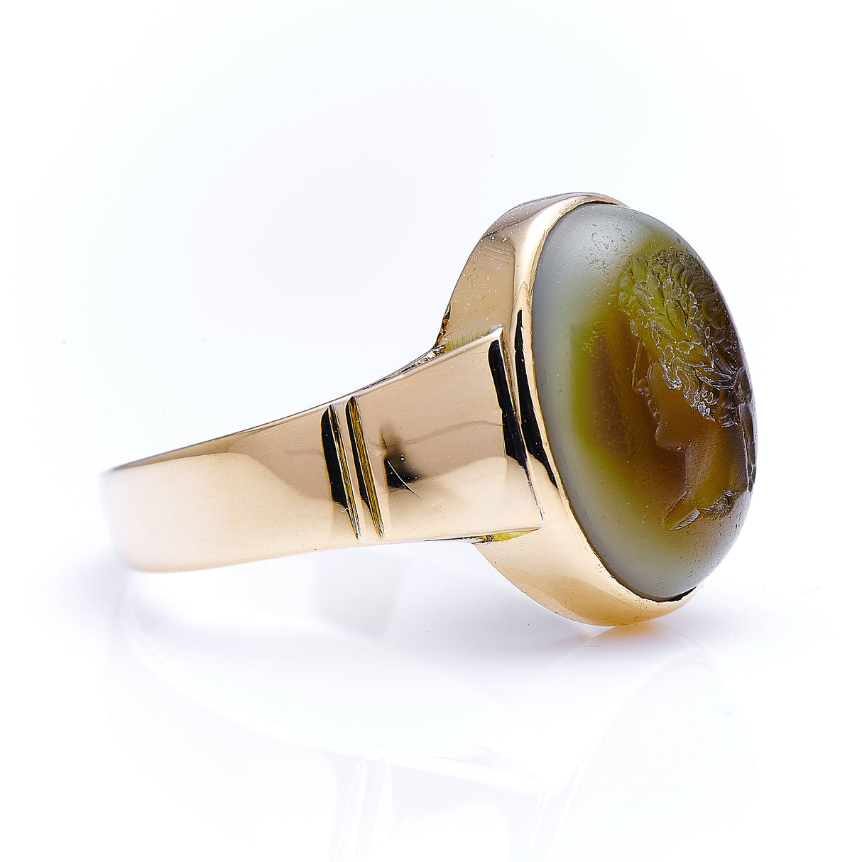 Georgian, 18ct Gold, French, Carved Intaglio Ring