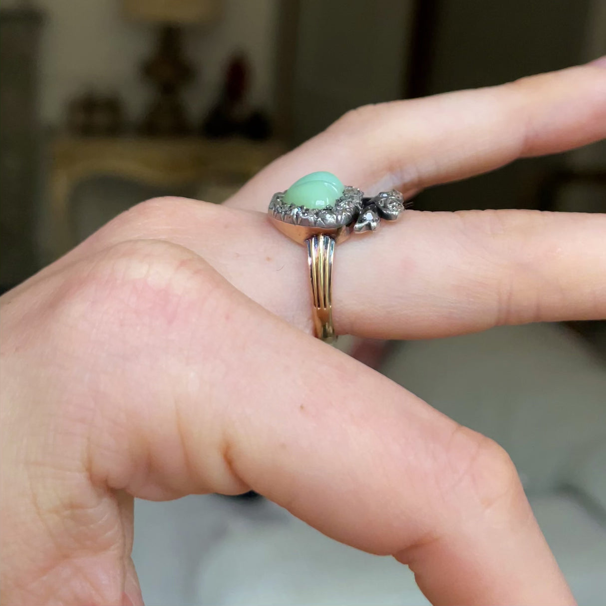 Antique | Victorian, chrysoprase and diamond ring