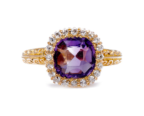 Antique-Victorian-Amethyst-18-Carat-Gold-Diamond-Cluster-Ring-Vintage