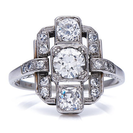Engagement-Art Deco-1920s-Diamond-Cluster-Ring