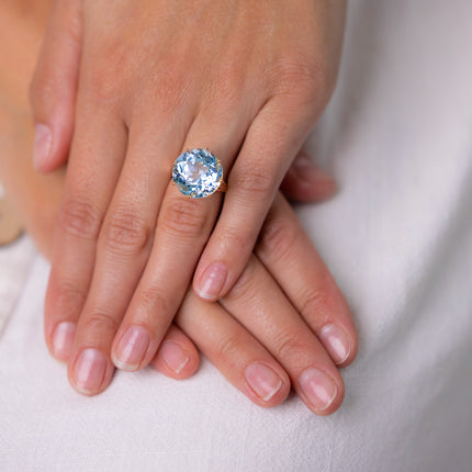 French | Frosty-Blue Aquamarine Statement Gemstone Ring, 18ct Gold