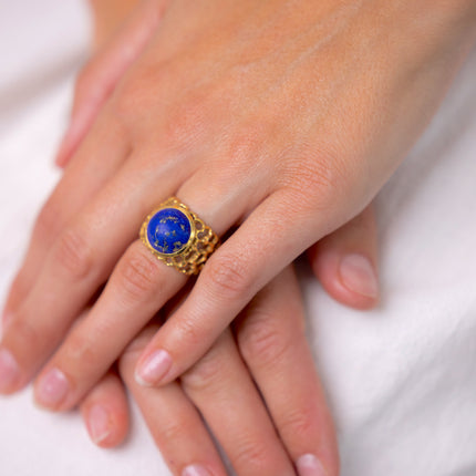 Naturalistic | Vintage Lapis Ring, 18ct Gold