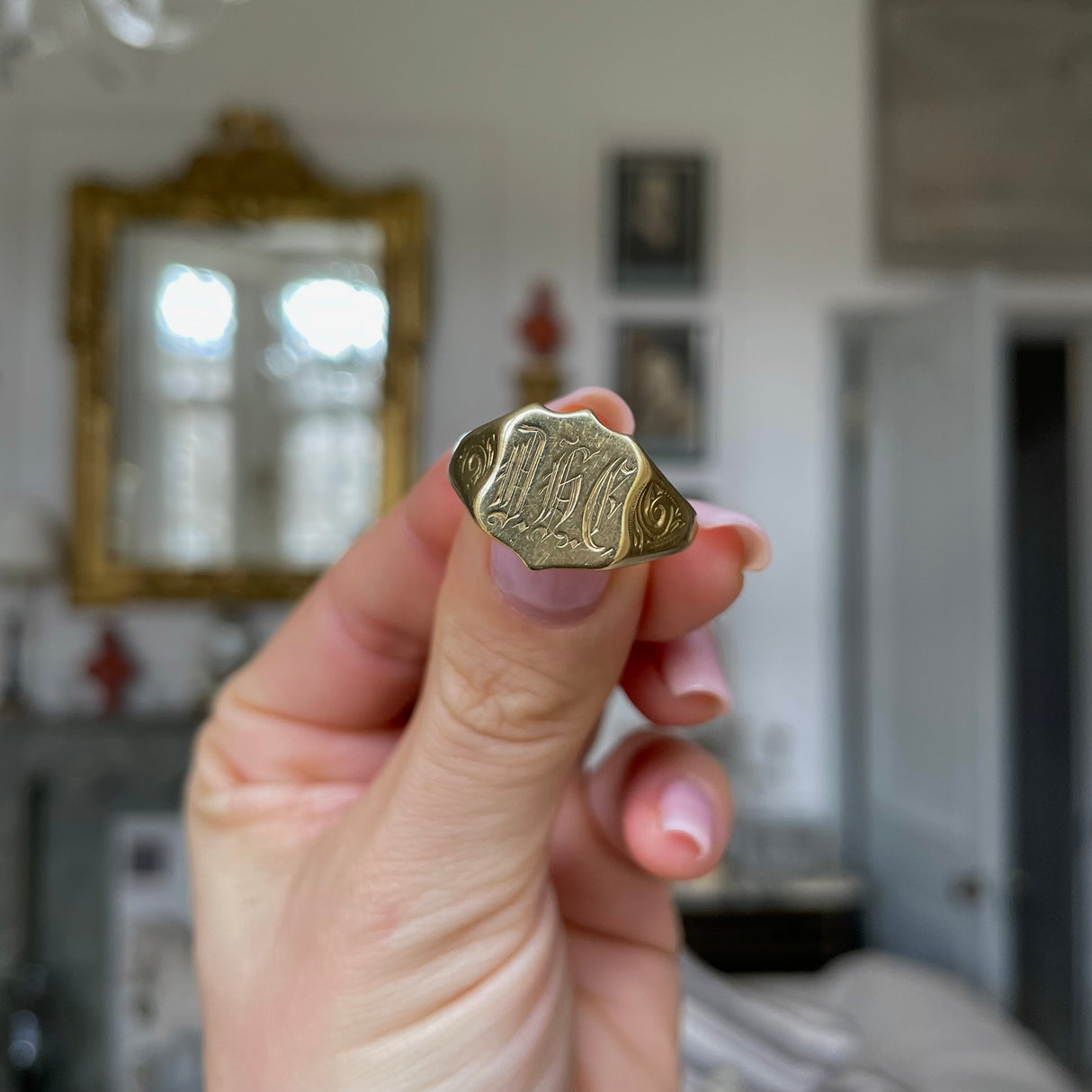 Signet Ring 18ct Yellow Gold Antique Ring Boutique