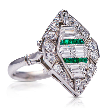 Art Deco, 18ct White Gold, Emerald and Diamond Cluster Ring