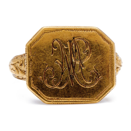 Antique-Georgian-18th-Century-Gold-Signet-Ring