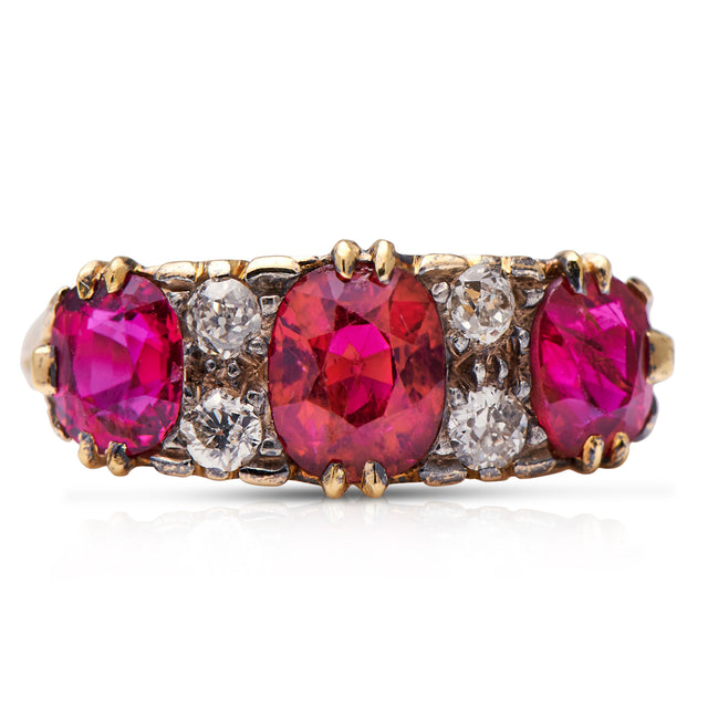 Victorian-18-Carat-Gold-Ruby-Three-Stone-Diamond-Antique-Ring-Vintage-Jewelery