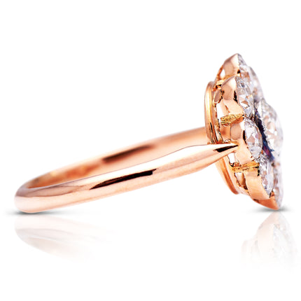 Edwardian | 18ct Gold, Diamond Daisy Cluster Ring