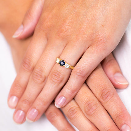 Antique Engagement Rings | Antique Ring Boutique | Vintage Engagement Rings | Antique Engagement Rings | Antique Jewellery company | Vintage Jewellery Edwardian, 18ct Gold, Sapphire and Diamond Three Stone Ring