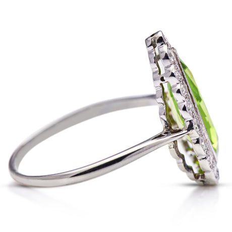 Edwardian, 18ct white gold, peridot & diamond cluster ring